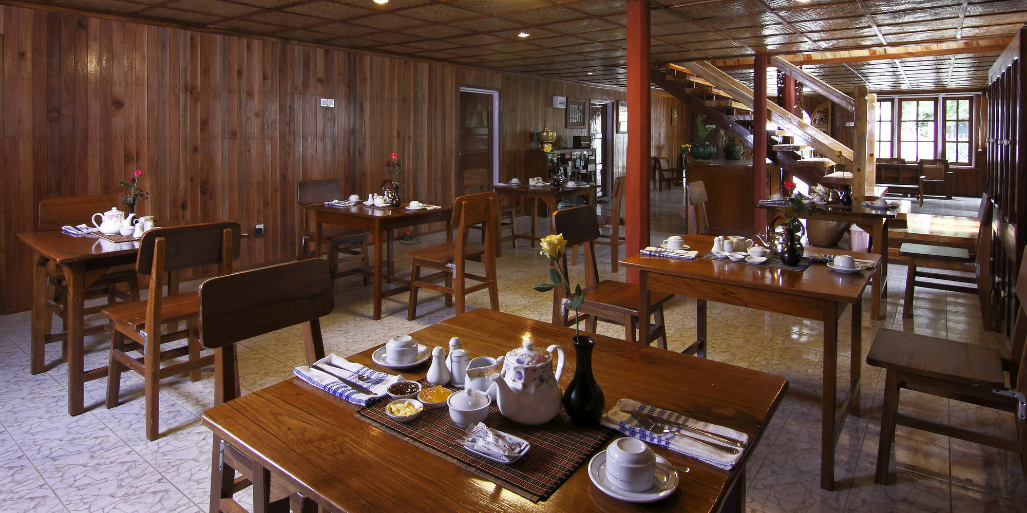 Golden Empress Hotel Nyaung Shwe Eksteriør bilde